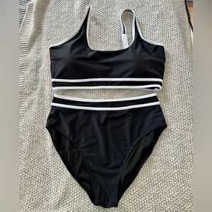 Black and White High Waist Two Piece Swimsuit